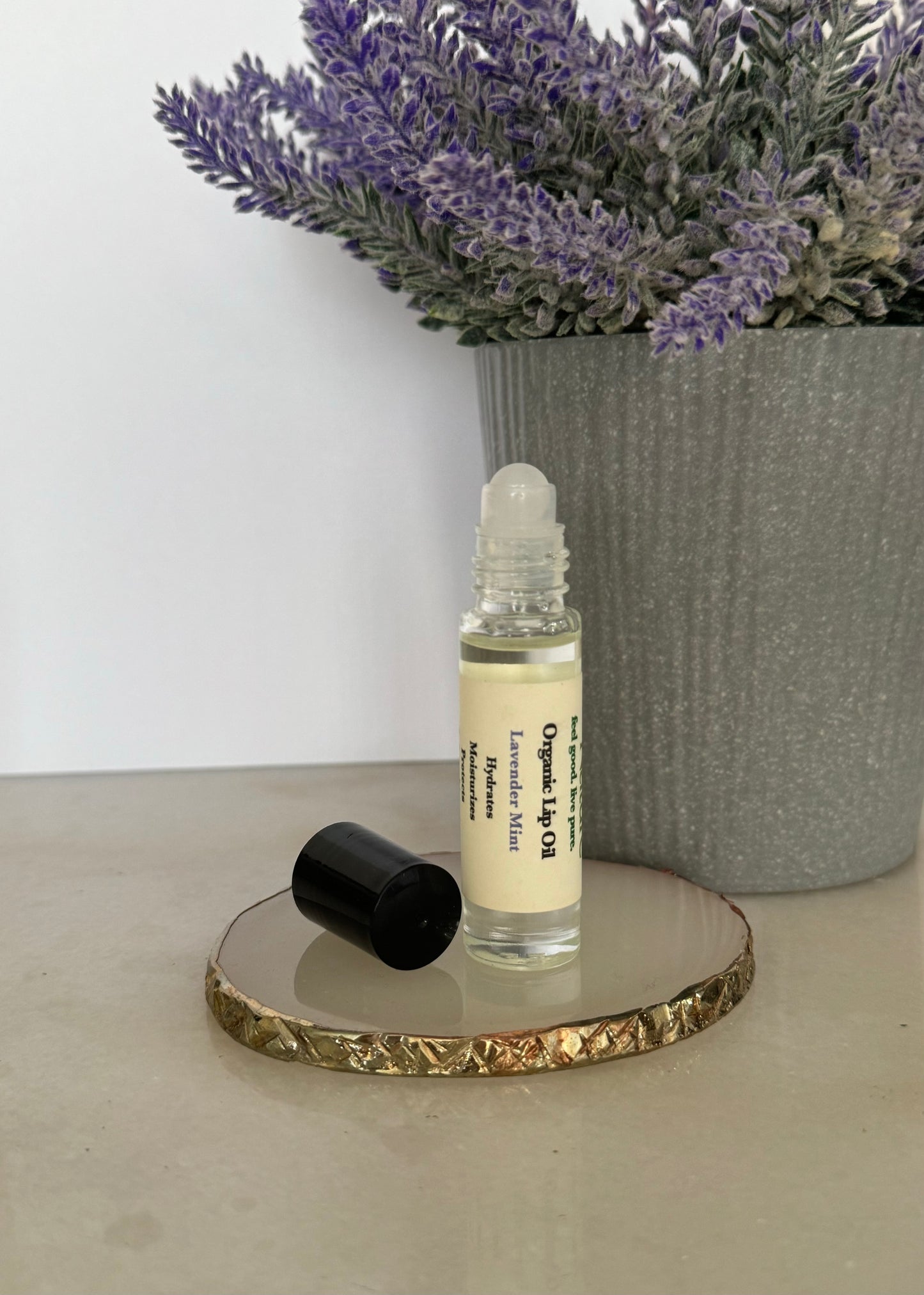 Lavender and Mint Lip Oil – Soothing Hydration for Luscious Lips