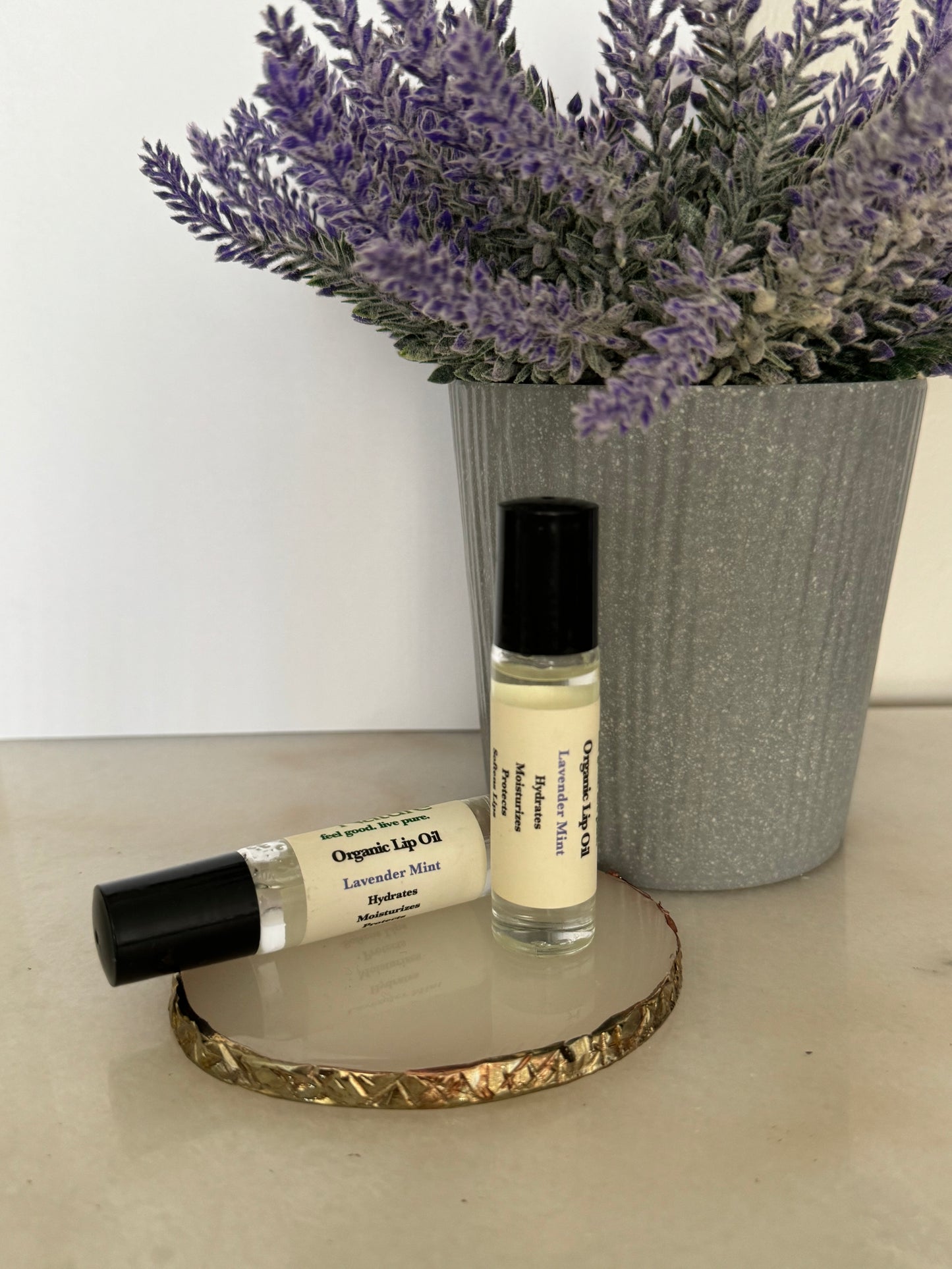Lavender and Mint Lip Oil – Soothing Hydration for Luscious Lips